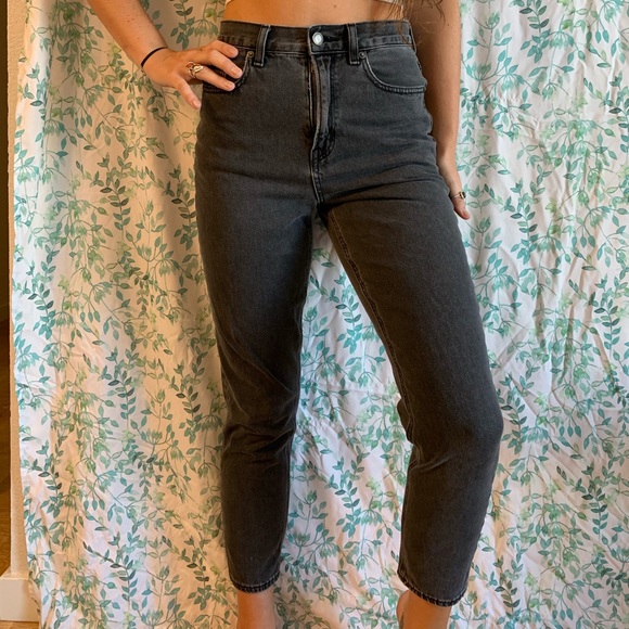 American Eagle Black Mom Jeans